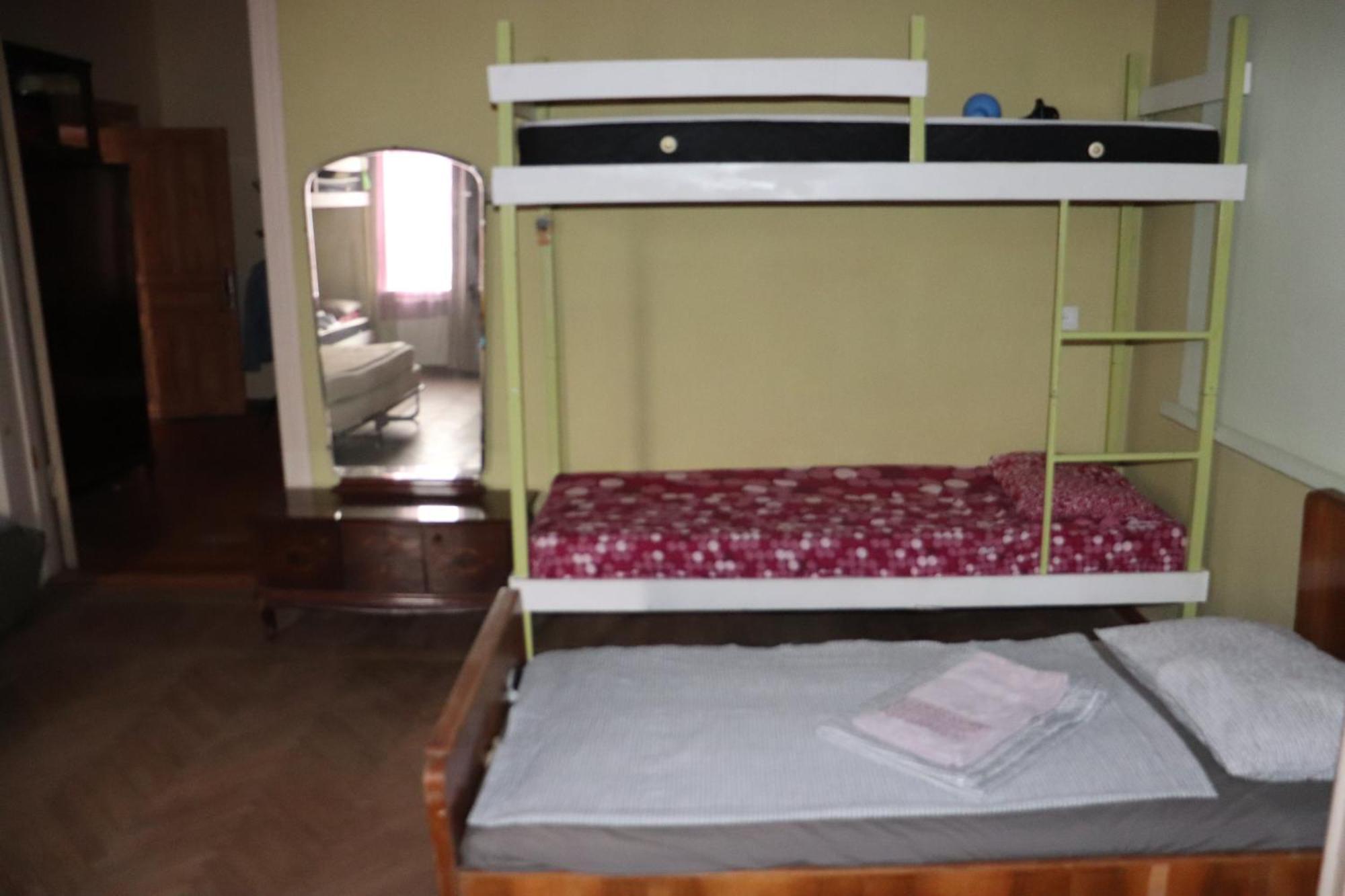 Picnic Hostel Κουτάισι Εξωτερικό φωτογραφία