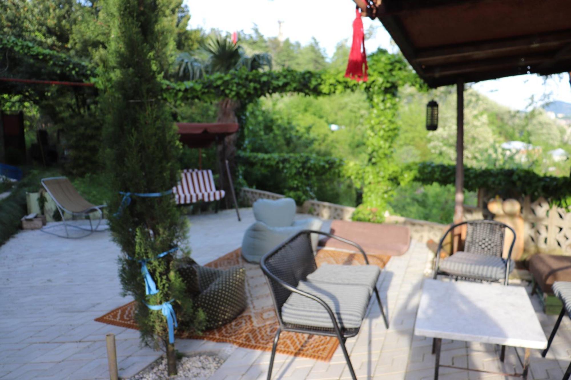 Picnic Hostel Κουτάισι Εξωτερικό φωτογραφία