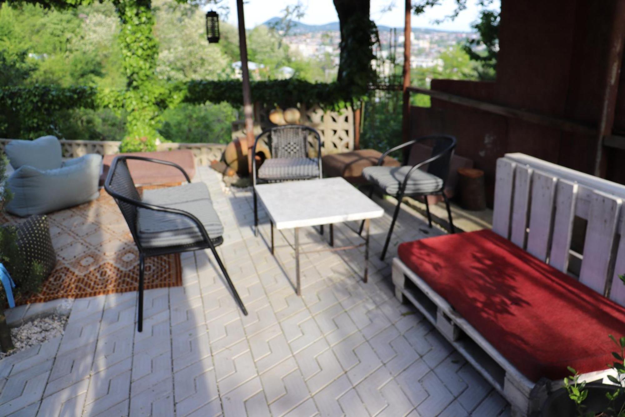 Picnic Hostel Κουτάισι Εξωτερικό φωτογραφία